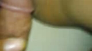 ಜಪಾನೀಸ್ MILF ಸ್ಲಟ್ ಅದ್ಭುತವಾದ 69 ಸ್ಥಾನದ ಲೈಂಗಿಕತೆಯನ್ನು ಹೊಂದುವ ಮೊದಲು ಫಕ್ ಮಾಡಿದ ಆಟಿಕೆ