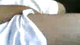ಕೂದಲುಳ್ಳ ಪುಸಿ ಹೊಂದಿರುವ ಹೊಂಬಣ್ಣದ ಟ್ರೋಲ್ಪ್ ಬಿಯಾಂಕಾ ಹುಚ್ಚನಂತೆ ಘನ ಚುಚ್ಚು ಸವಾರಿ ಮಾಡುತ್ತಿದೆ